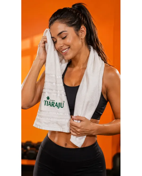 Comprar Toalha de Treino Tiaraju — Gigantic Suplementos Toalha de Treino Tiaraju branca em algodão para academia