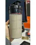 Coqueteleira Black Skull Heavy Sports Nutrition 750ml cor Fumê com escala graduada e tampa trava
